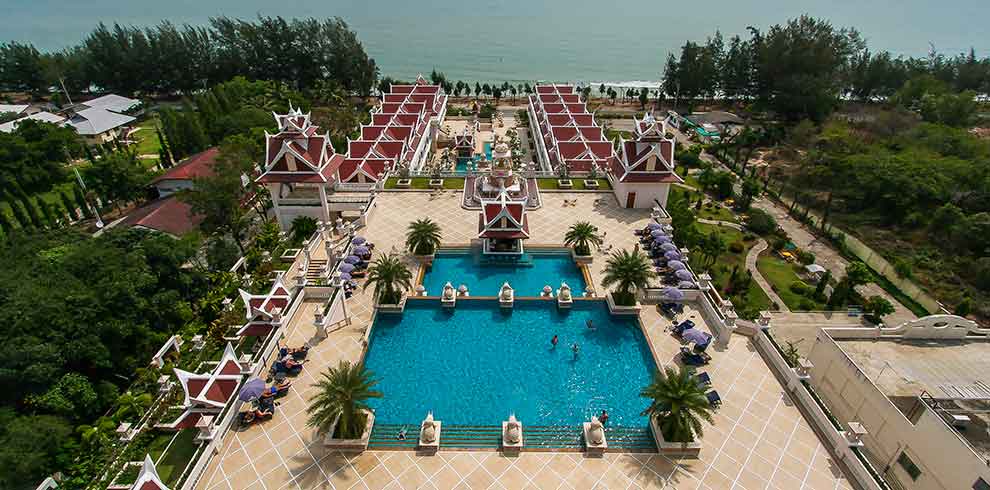 Grand Pacific Sovereign Resort & Spa
