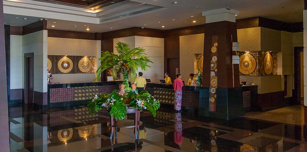 Grand Pacific Sovereign Resort & Spa