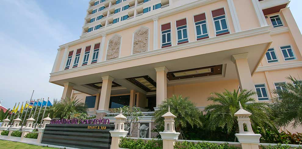 Grand Pacific Sovereign Resort & Spa