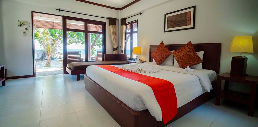 First Bungalow Beach Resort - Koh Samui