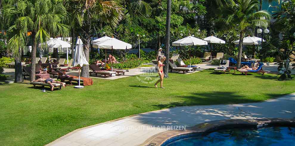 Jomtien Palm Beach Hotel