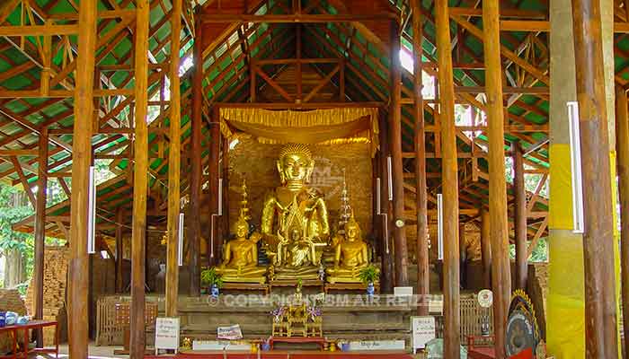Chiang Saen - Wat Chedi Luang