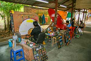Bor Sang - Umbrella Village