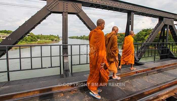 Kanchanaburi - River Kwai Bridge