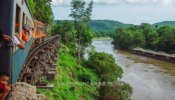 Kanchanaburi - Treinreis