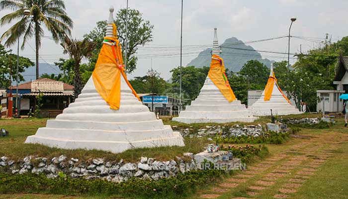 Sangklaburi - Three pagodes pass