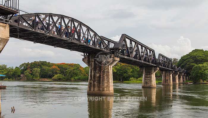 Kanchanaburi - River Kwai bridge