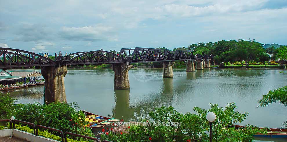 Kanchanaburi - River Kwai Bridge