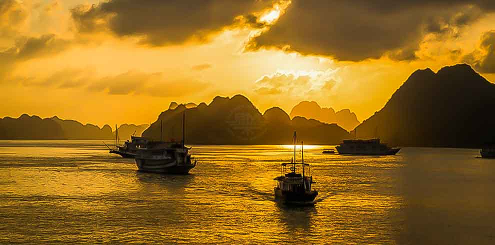 Halong Bay - V-Spirit Cruise